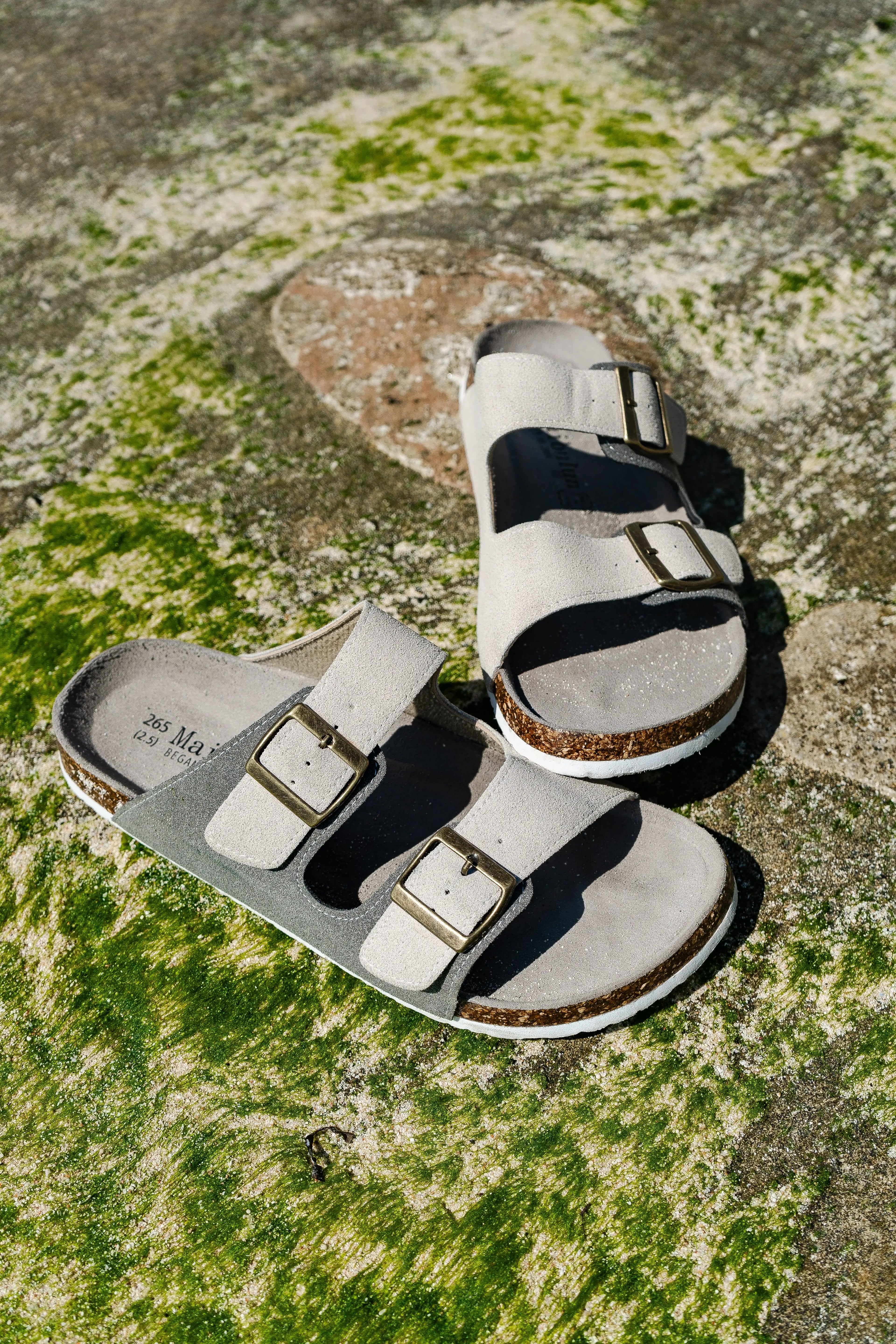 Maibulun Suede Sandal - Gray with Cream